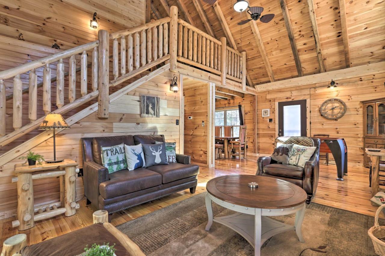 Gatlinburg Cabin With Loft And Game Room 1 Mi To Town Exterior foto