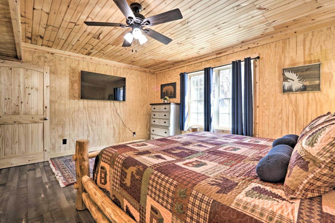 Gatlinburg Cabin With Loft And Game Room 1 Mi To Town Exterior foto